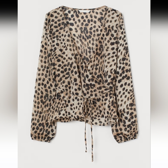 H&M Patterned Wrap-front Blouse Size XL (New) - Picture 8 of 10